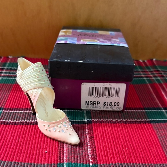 Just The Right Shoe Shoes - Just The Right Shoe Elegant Pink Heels